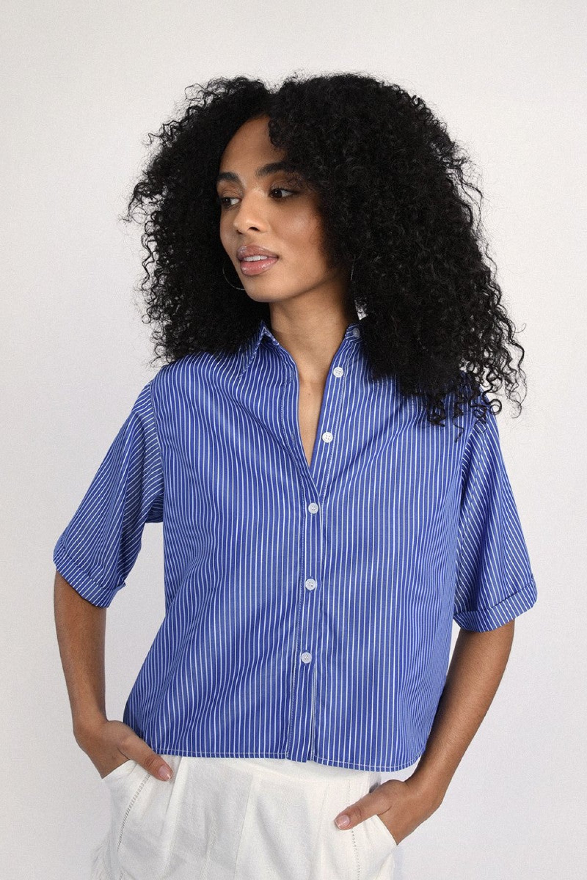 LAR214BP-Molly bracken