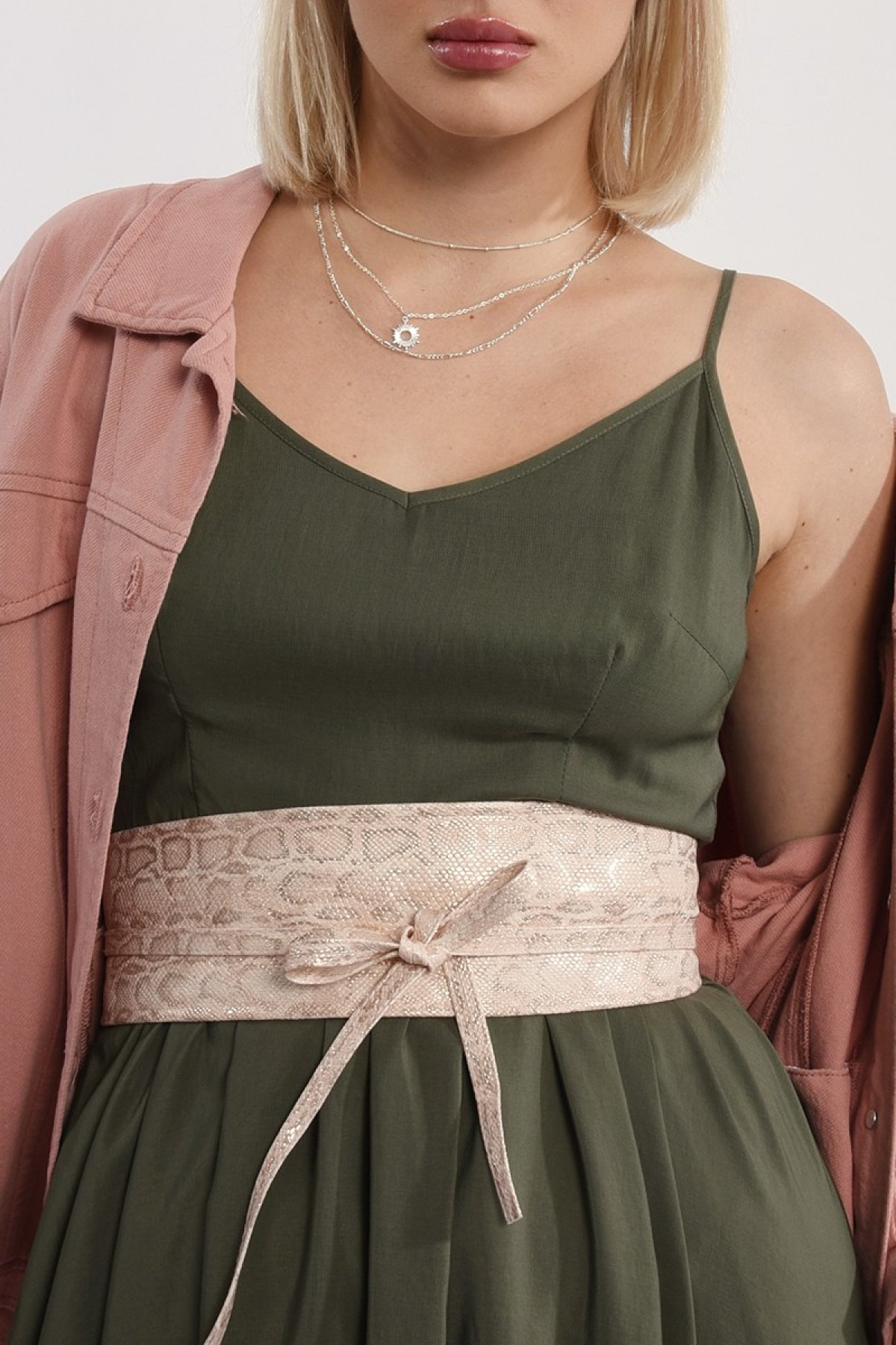 R1491ABE-Molly bracken