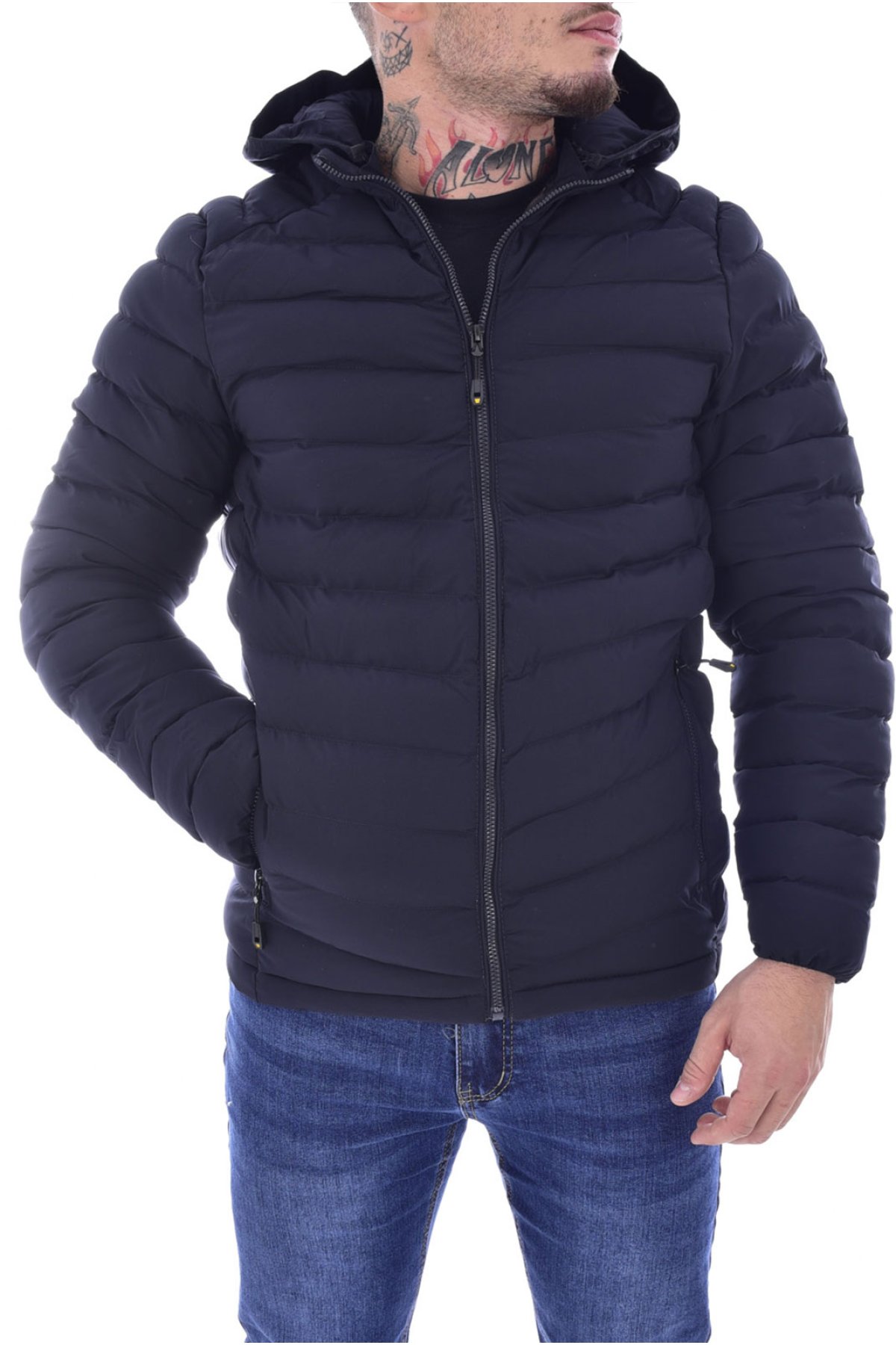 Leo gutti 5599