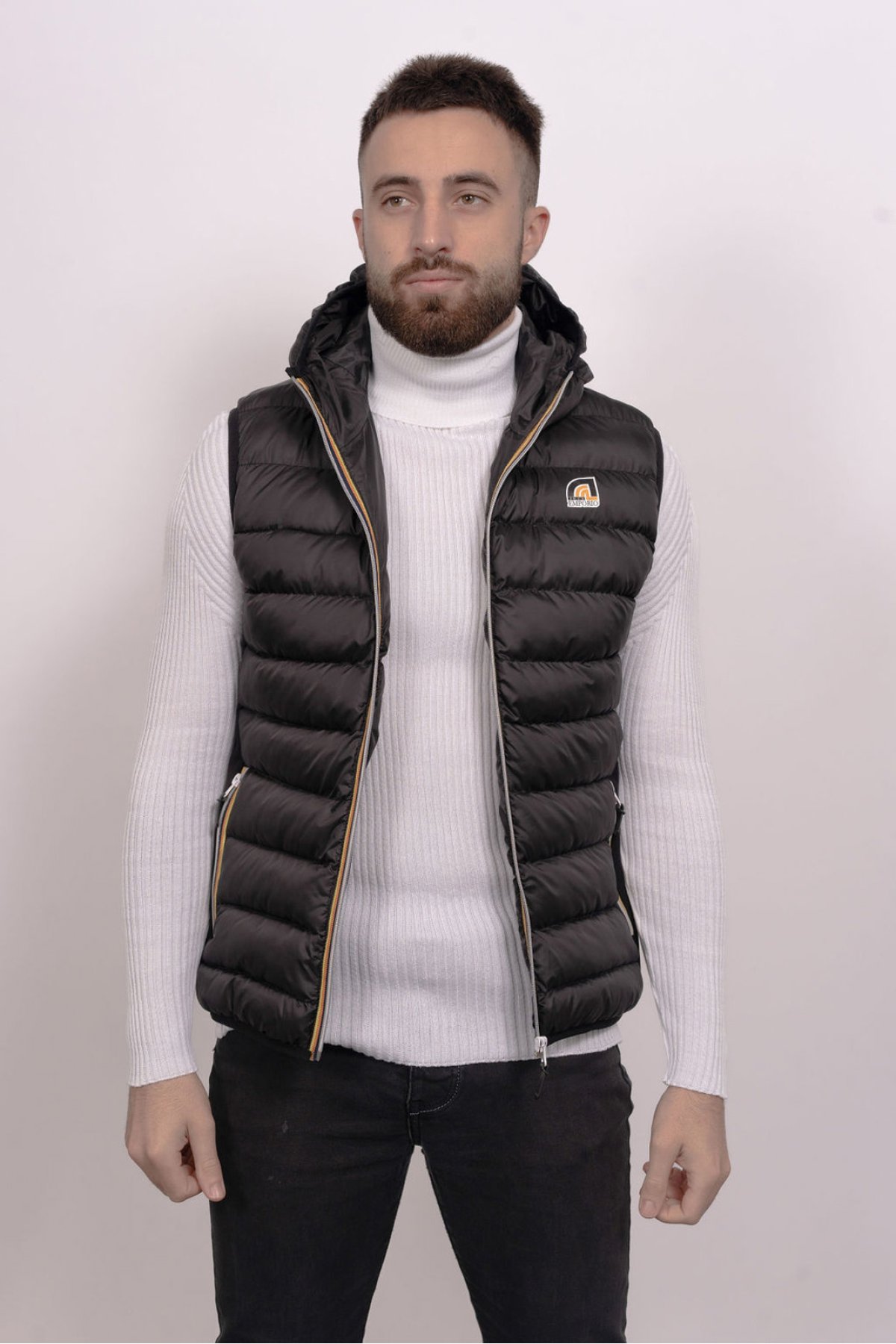 JE-NIKSON-Just Emporio