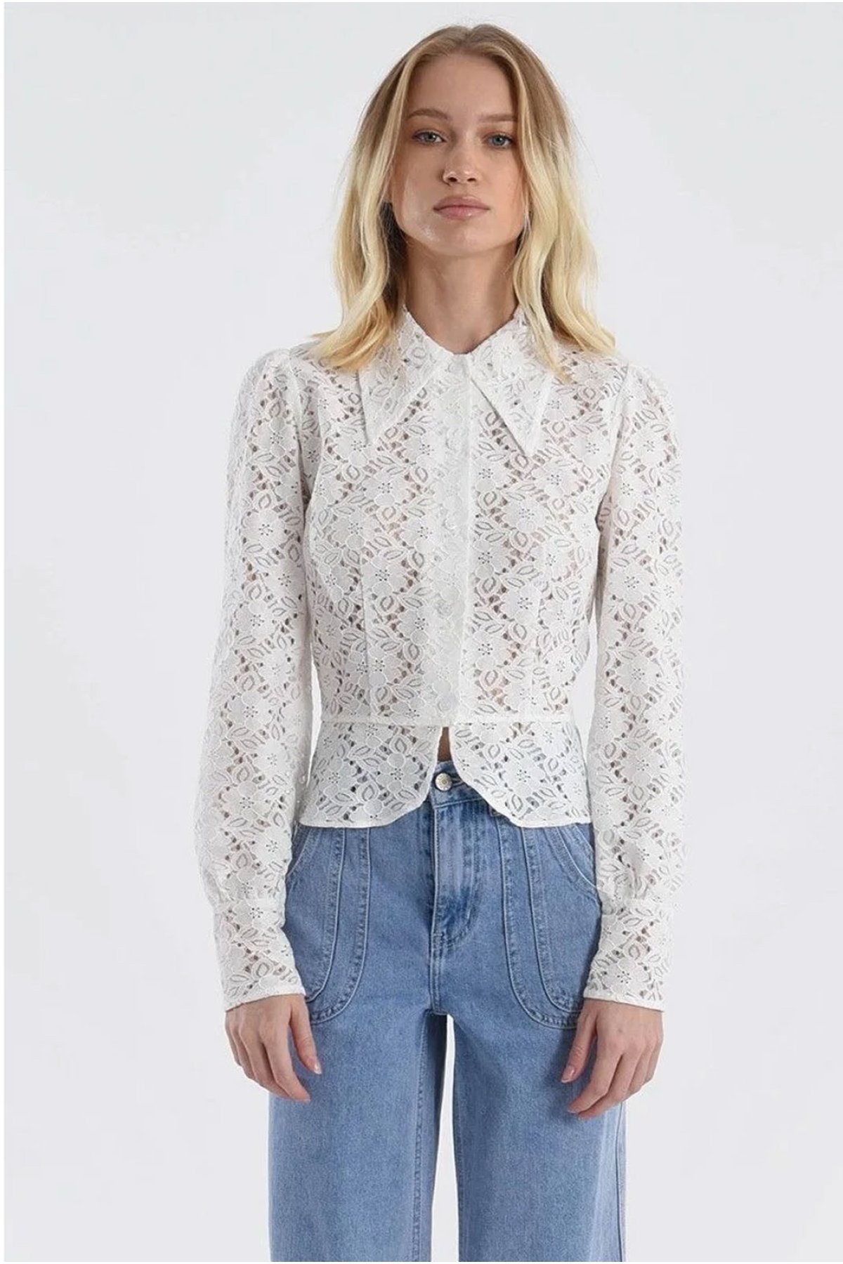 TR185BE-Molly bracken