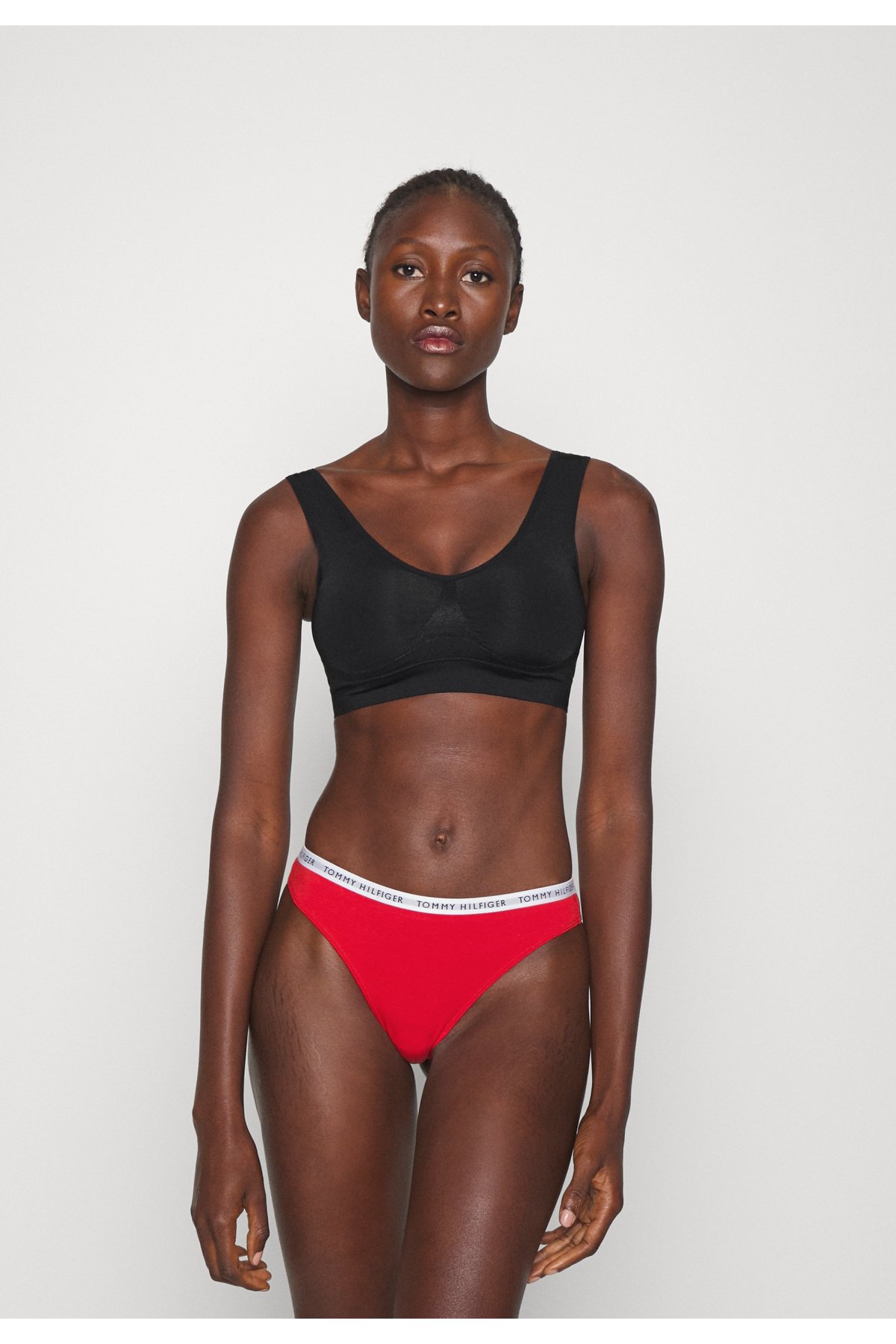 Tommy Hilfiger UW0UW02829