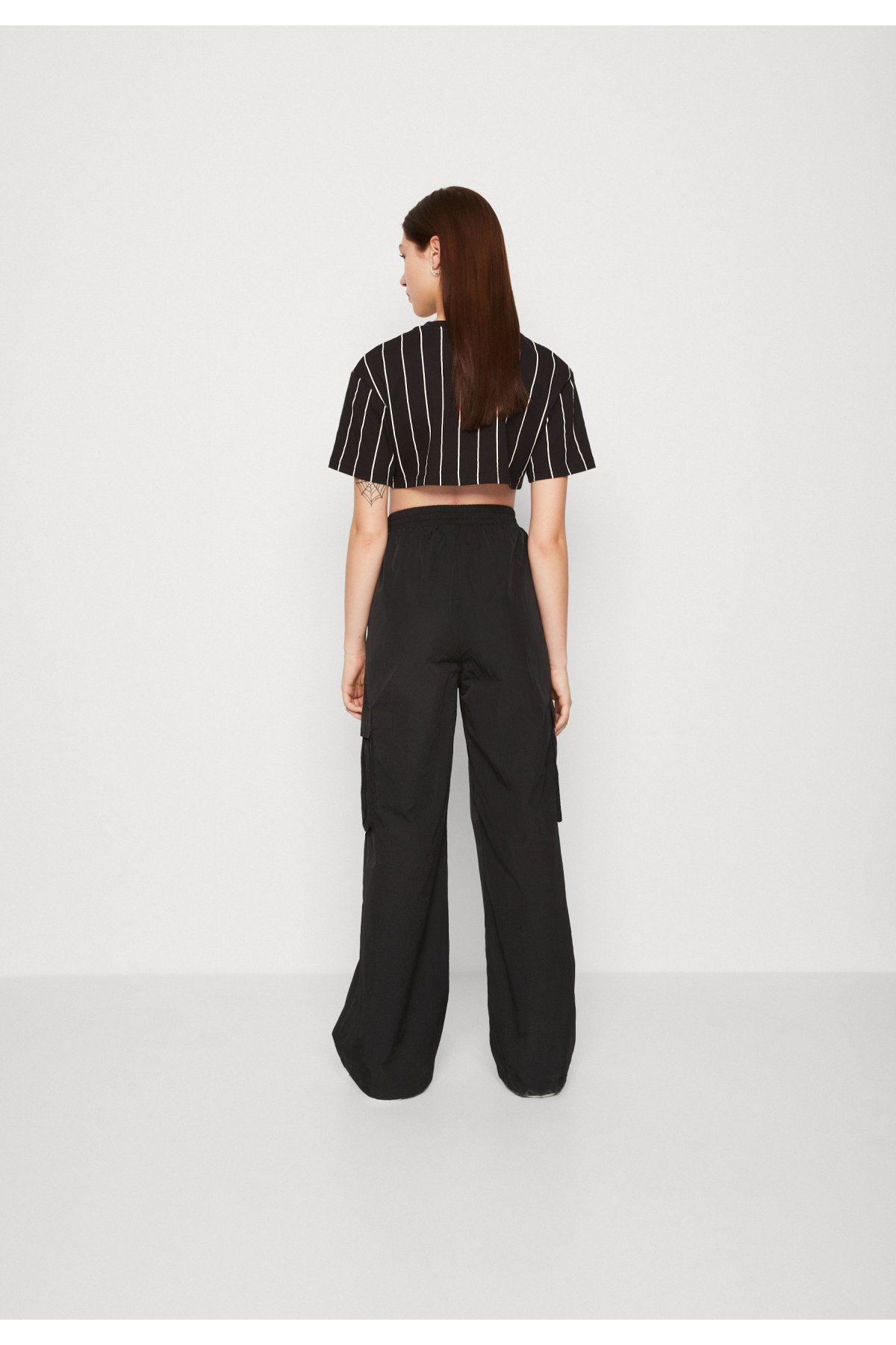 Tommy Jeans DW0DW16389