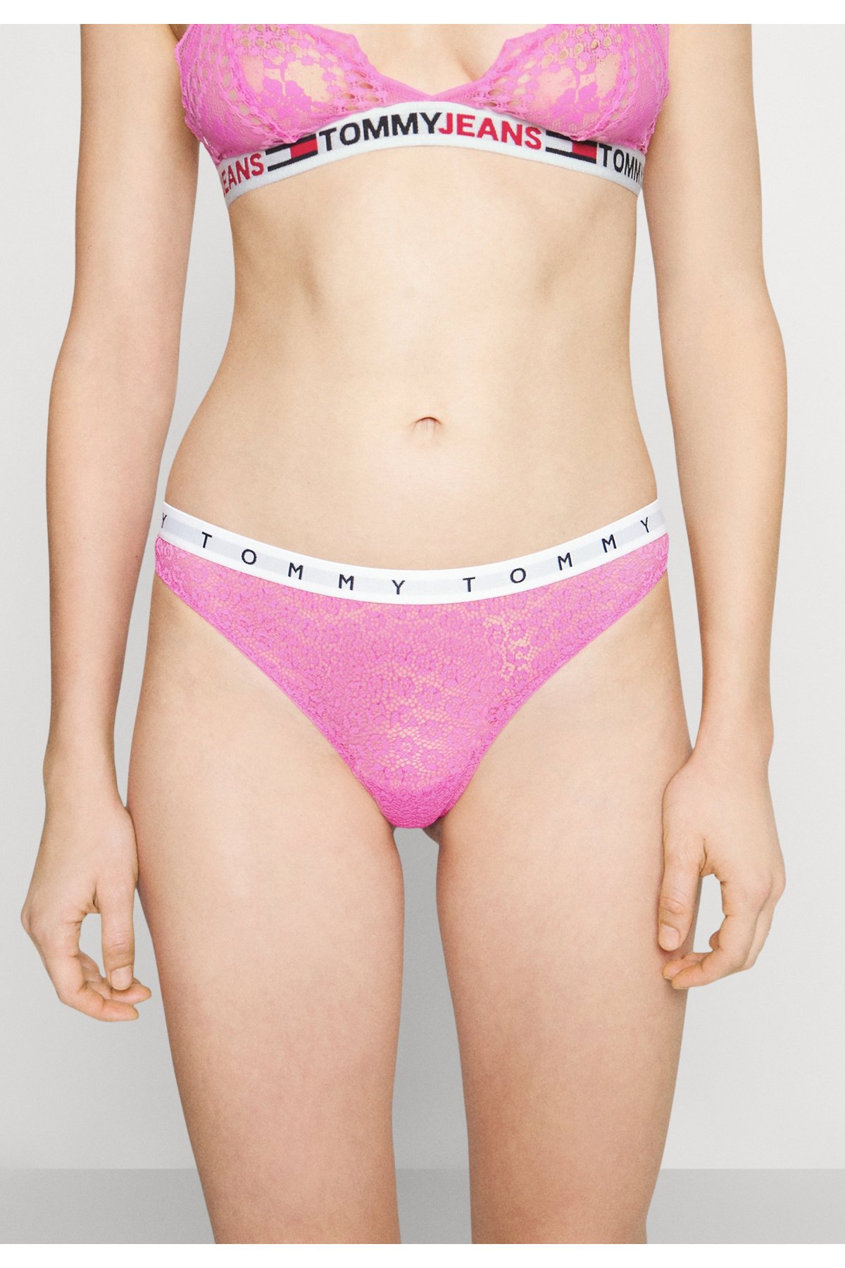 Tommy Hilfiger UW0UW02524