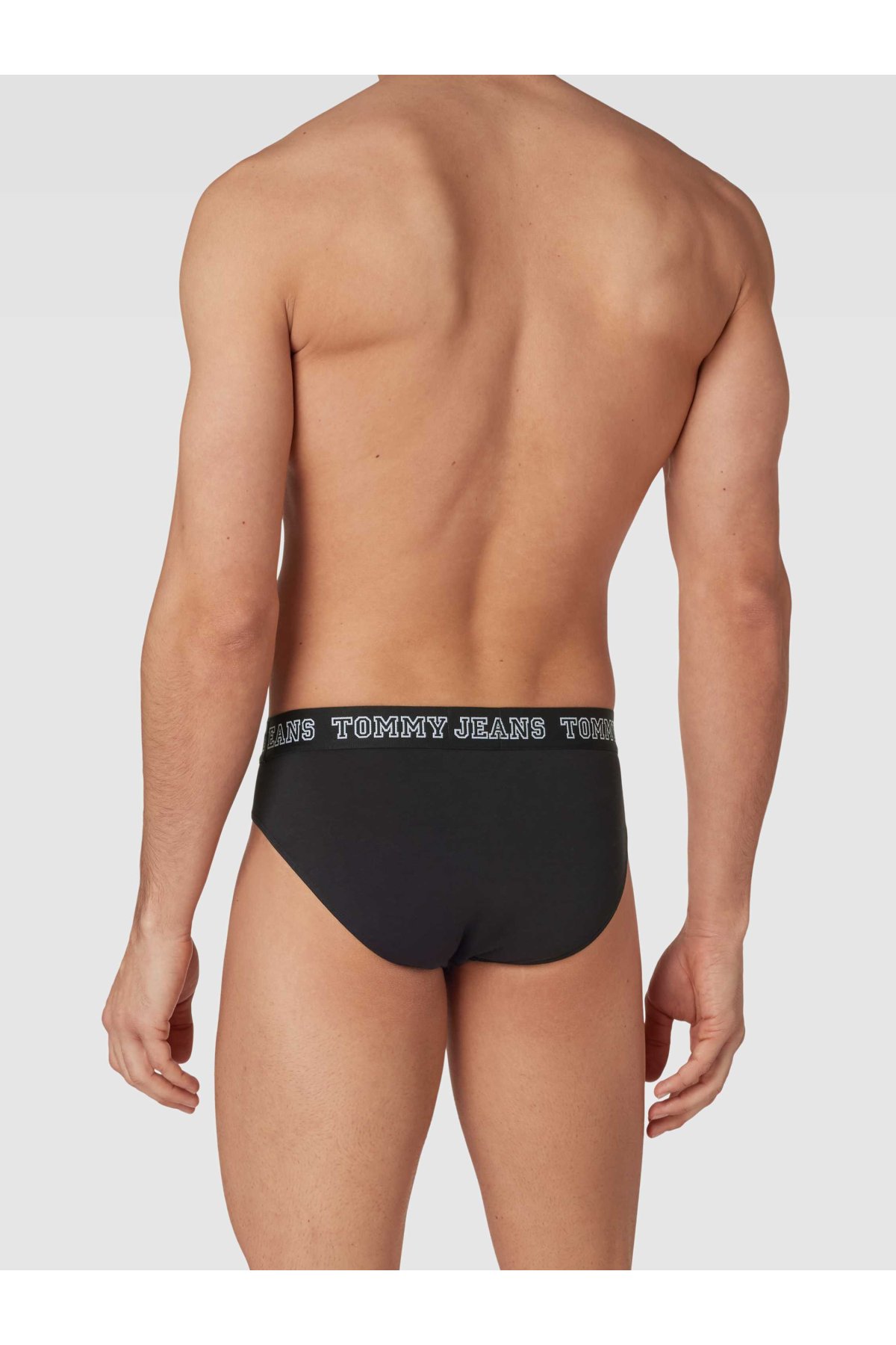 Tommy Jeans UM0UM02849