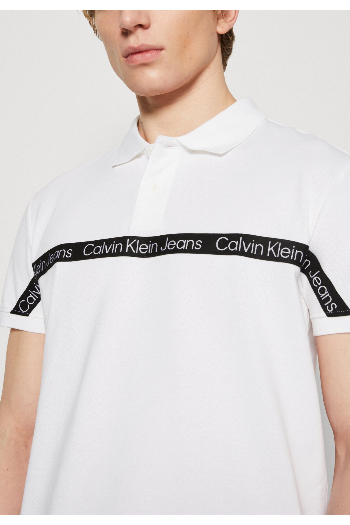Calvin klein J30J322856