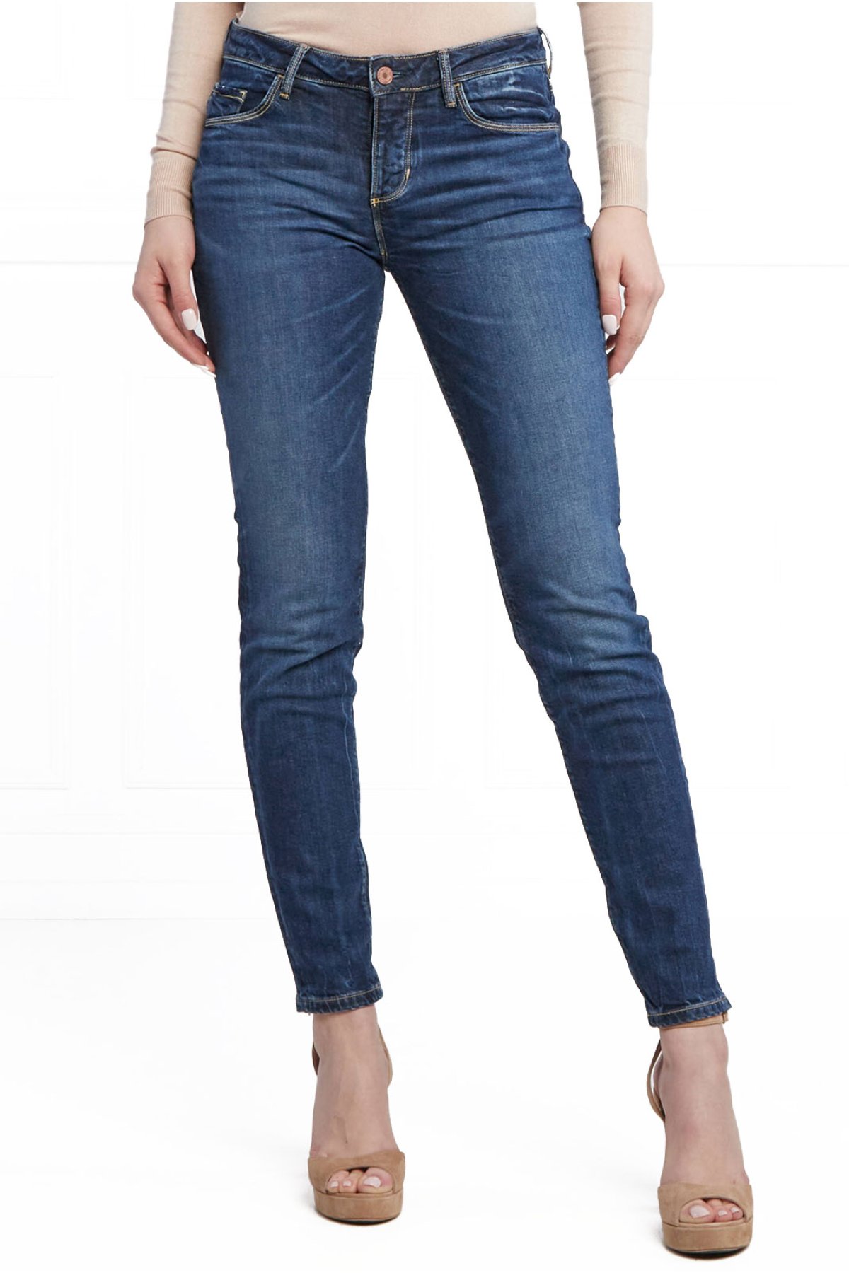 W2RA18 D4KH6-Guess jeans