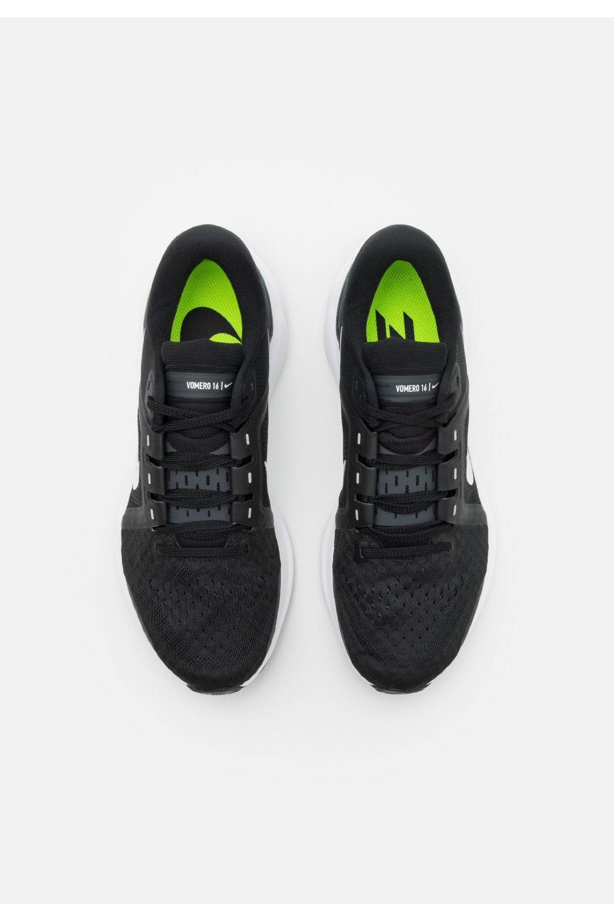 Nike DA7245 001 AIR ZOOM VOMERO 16