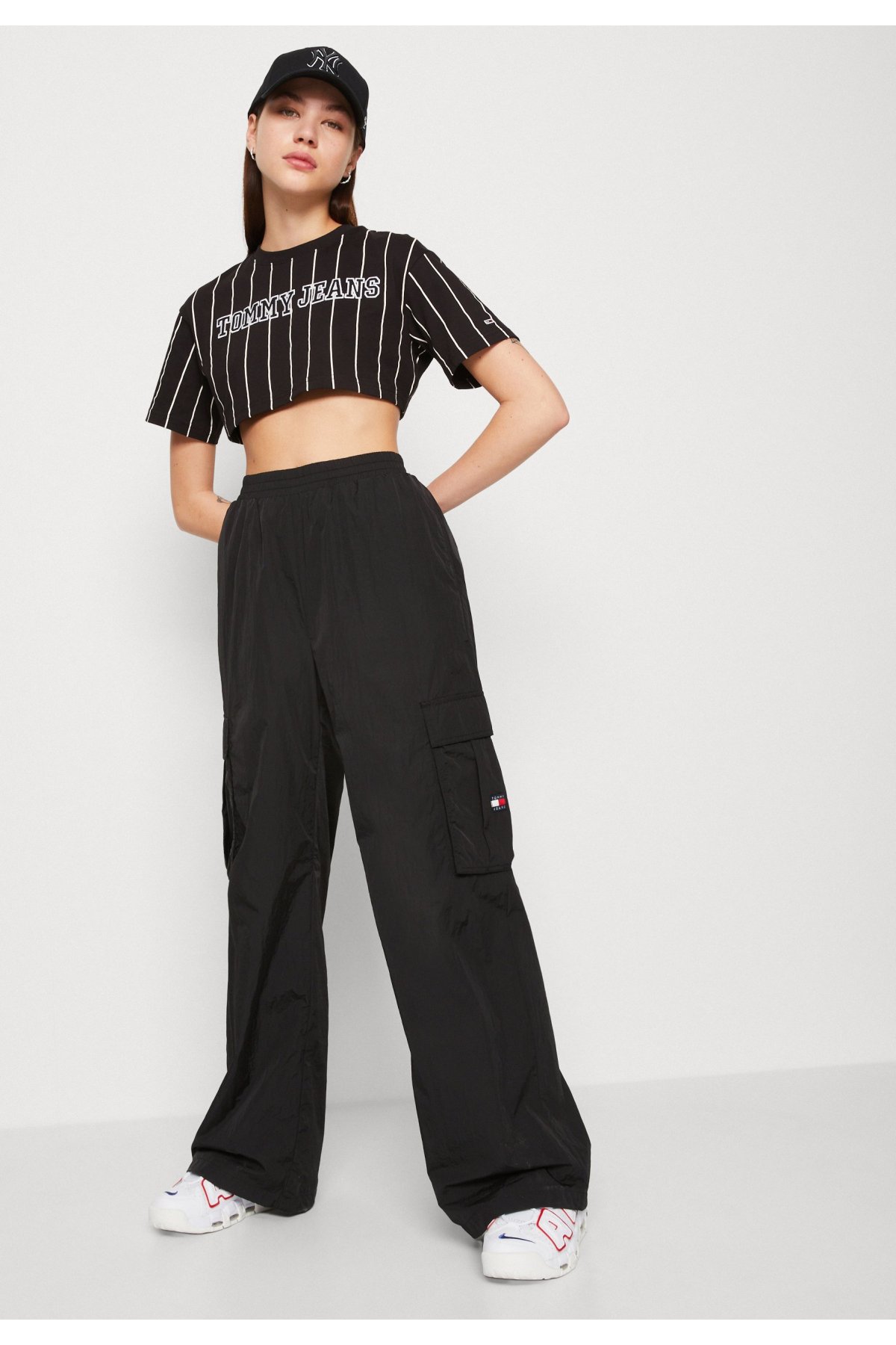 DW0DW16389-Tommy Jeans