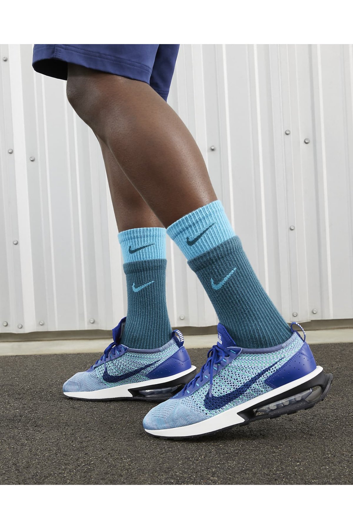 Nike FD2765-400 AIR MAX FLYKNIT RACER