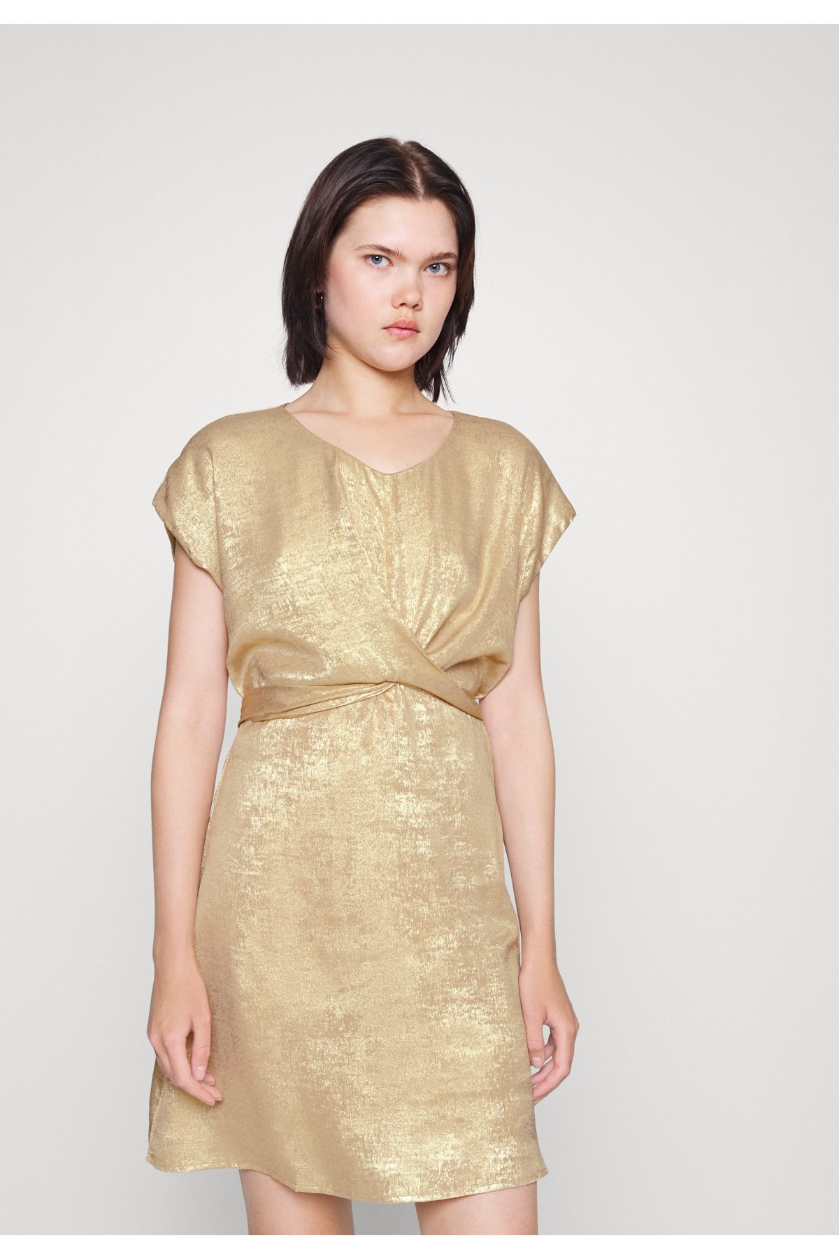 T1478BAH-Molly bracken