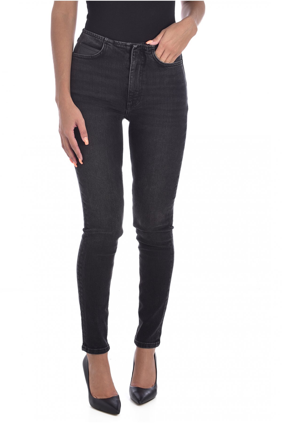 W1BAB4 D4AS0 1981-Guess jeans