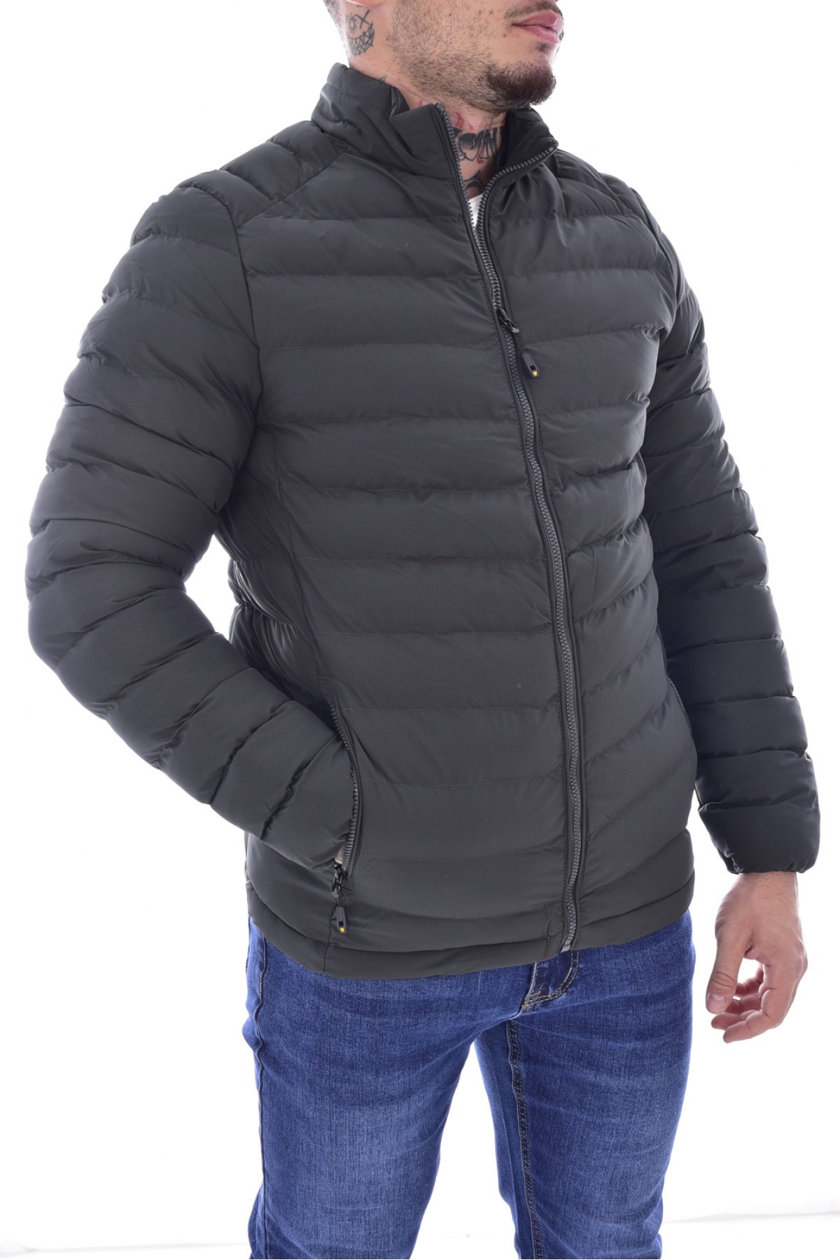 Leo gutti 5599