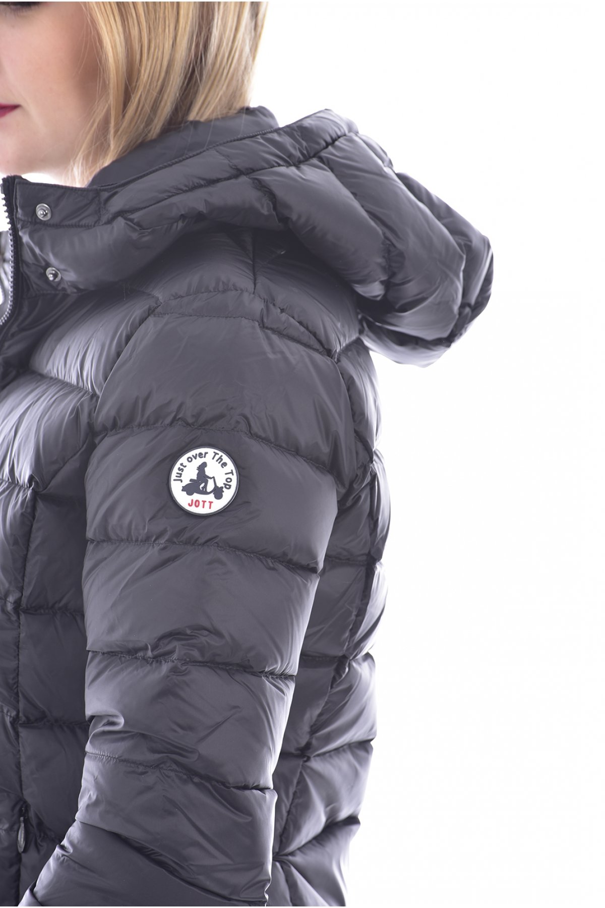 Just over the top LUXE