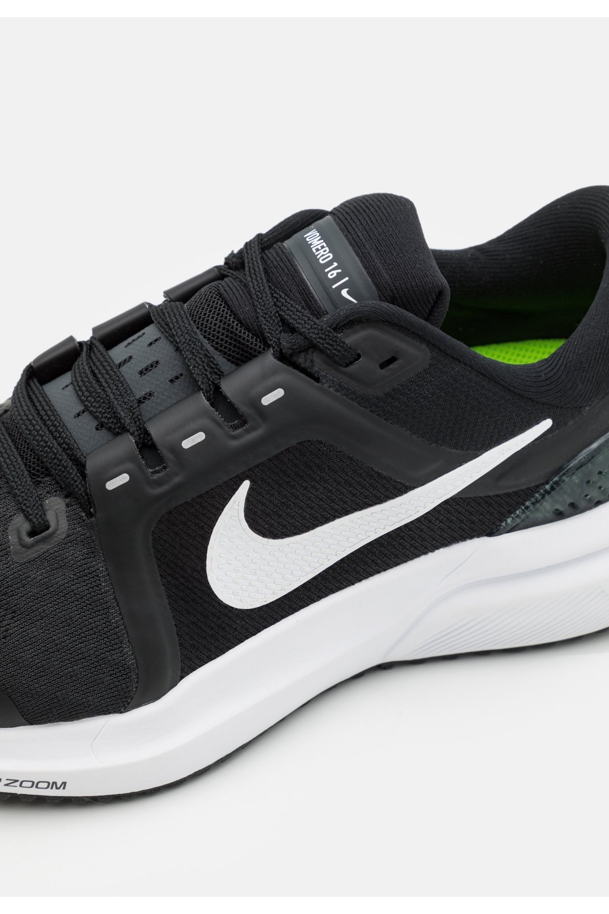 Nike DA7245 001 AIR ZOOM VOMERO 16