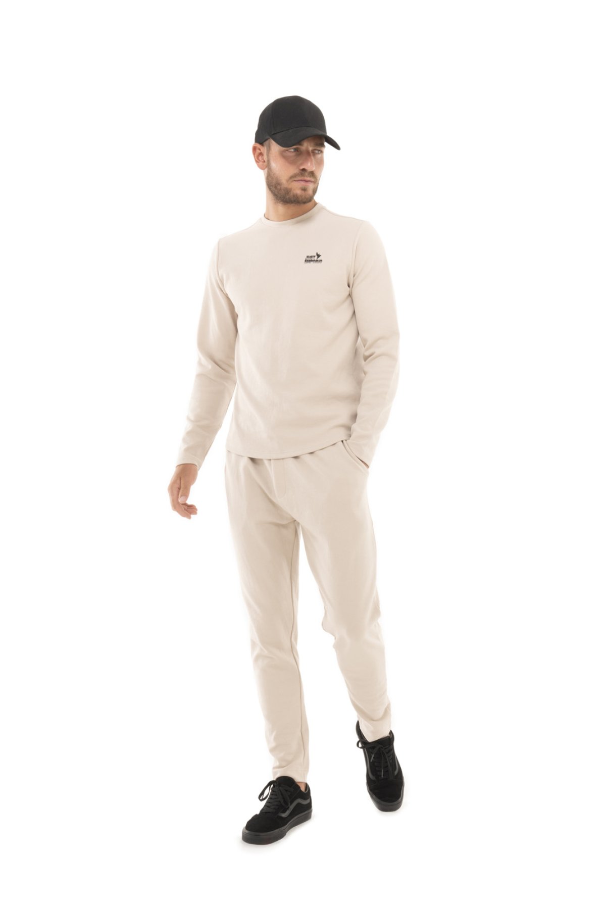 JE-JAKIOM-Just Emporio