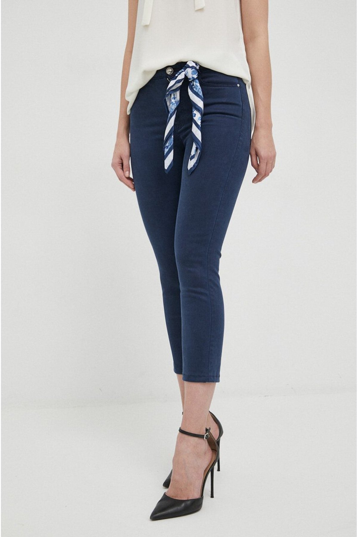 Guess jeans W3GA91 W93CE