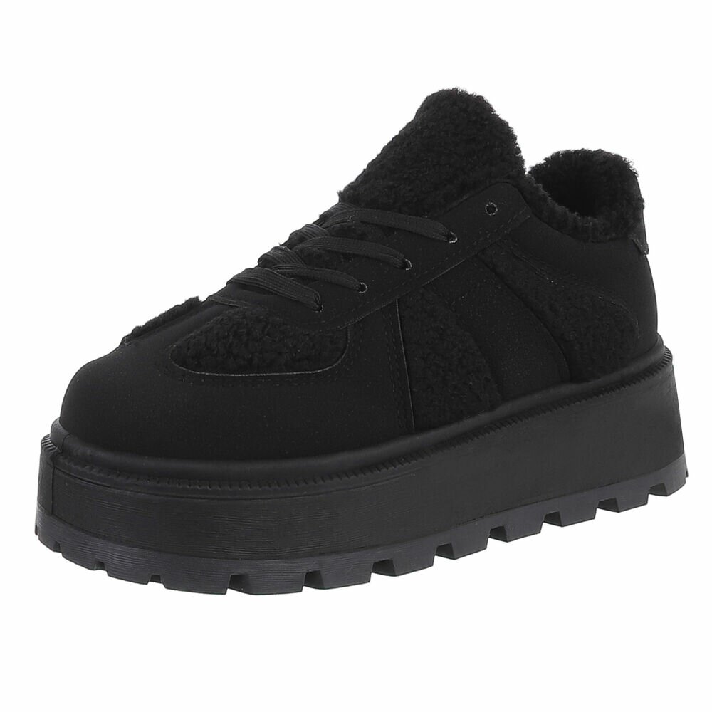 Juego de ropa negra disponibles en Vadoutlet